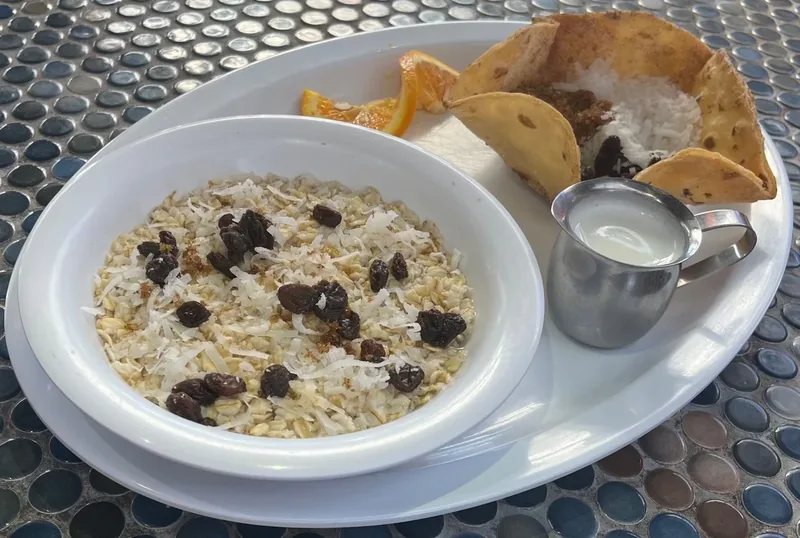 Oatmeal at Lobo Del Mar Cafe
