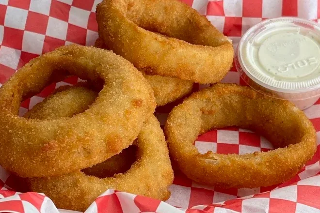 Onion Rings at Lobo Del Mar Cafe